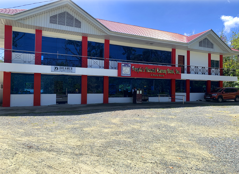 Hawak Kamay Bank branch exterior